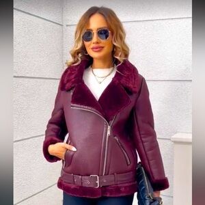 NWT Faux Shearling Sherpa Fur Leather Moto Jacket Burgundy Maroon Size Small